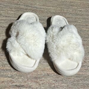 Playboy Women's White Fuzzy Slide Sandals